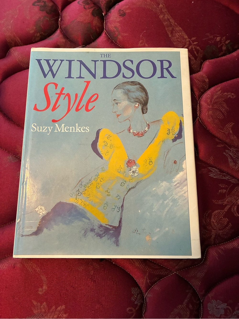 The Windsor Style by Suzy Menkes Art Photography Book